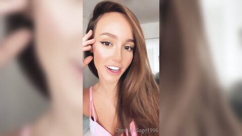 Christinasage1996 2021 10 27 2258545864