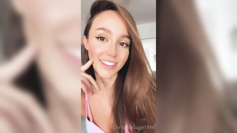 Christinasage1996 2021 10 27 2258545864