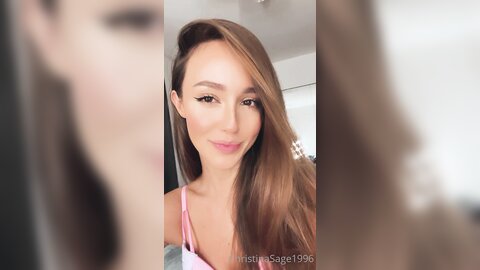 Christinasage1996 2021 10 27 2258545866