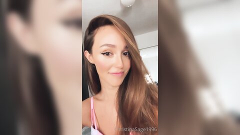 Christinasage1996 2021 10 27 2258545867