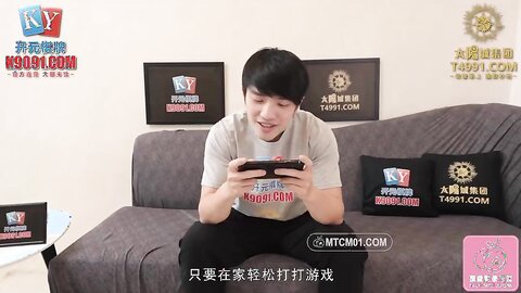 PMC413为爱痴狂化身SM女王