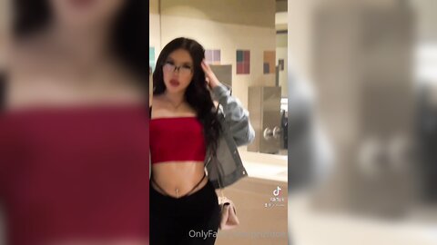 Prizfdoe 24 07 2022 2534159801 Who Wants A Custom Tiktok Msg Me Asap