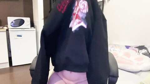 Young Hot Asian Beauty Getting Wet And Masturbate
