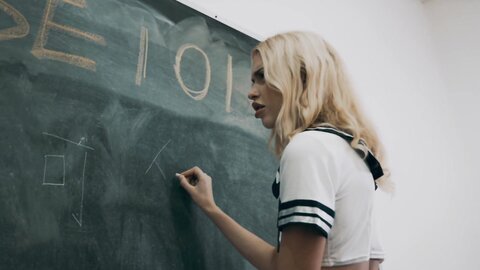 Slutty Chloe Cherry Fucks Her Chinese Teacher During Class Psychoporn