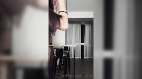 Fancyvikki 2021 02 27 2042911930