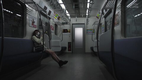 MOON-003 The Final Kiss Train Kisses With A Beautiful Girl Over And Over Again In An Empty Car Alone With No...