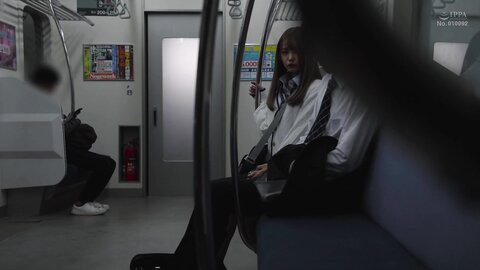 MOON-003 The Final Kiss Train Kisses With A Beautiful Girl Over And Over Again In An Empty Car Alone With No...