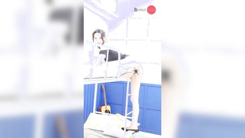 MOVIE (3)