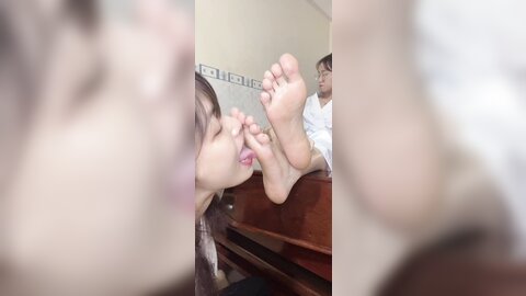 09 01 2023 10 Min Of My Slave Worshiping My Sweaty Karate Soles