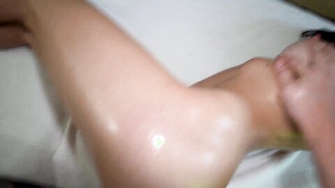 Brooketilli Big Dick Masseuse Gives Petite Teen A Massage She Wont Forget
