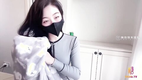 Bujianxingkong Fuck My Girlfriend In Swimsuit