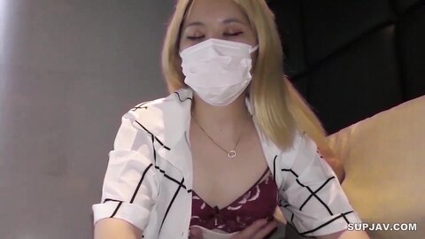 3503655 3 days only 980 pts Nakadashi 20 years old karaoke shop worker with little experience with men sensitivity is different