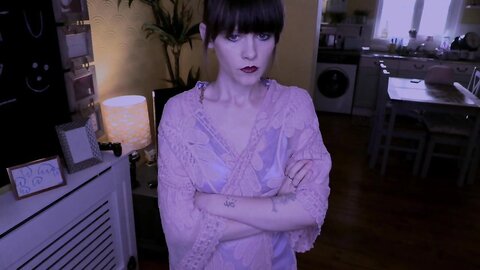 Sydney Harwin Mommy Gives Up Her Ass