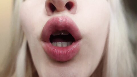 Sofie Skye Cuckie Kisses Virtual Kissing