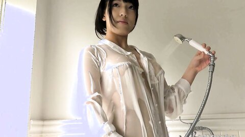 GSHRB-063 Hatsuhadaka Virgin Nude - Nakamura Suina (Blu-ray Disc)