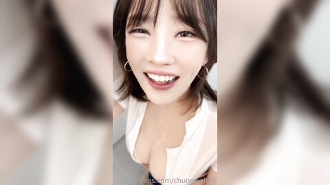 나 이고 묶인채로 빨다가 액기스장면임