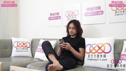 XKTC042和吊带女主播床上高潮不停歇