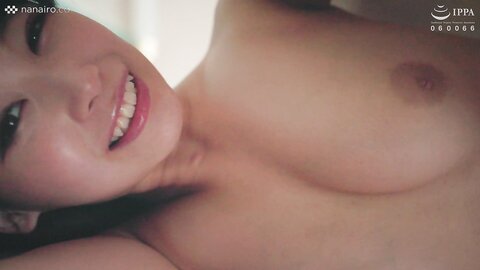 SQTE-483 The Beautiful Girl With Double Teeth I Saw In The City Was A Wonderful Girl With Beautiful Breasts...