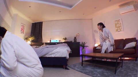 DVAJ-621 A Love Hotel With A Music Student Who Was Diagnosed With The Best Physical Compatibility By A...
