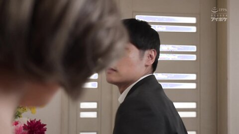 IPZZ-078 From Morning To Night When You're Away From Home, Your Father-In-Law&' Tongue Licking Tongue...