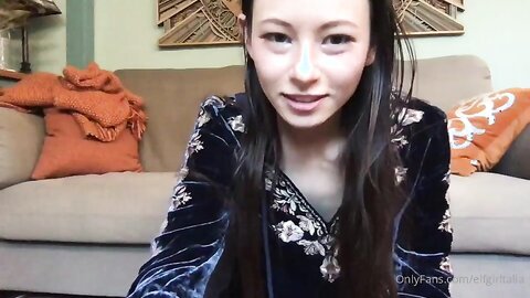 Elfgirltalia 2020 12 23 1488332569 In Which I Roleplay Being Inappropriate In A Zoom