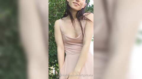 Elfgirltalia 2021 06 02 2125976180 Making A Little Cleavage Valley