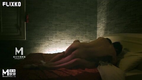 MFK-0011秘密之妻子的男人