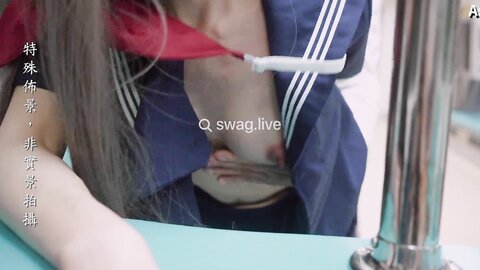 Asian Girl Wearing Jumping Egg In Mrt Go Search Swag