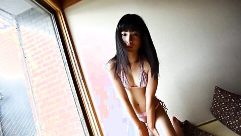 MOON-001 Yuri Sasahara Affair In 5 Seconds When You Open The Door