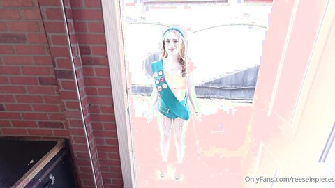 Reeseinpieces 24 02 2023 2785925969 Should I Post This On Twitter Wrexoliver
