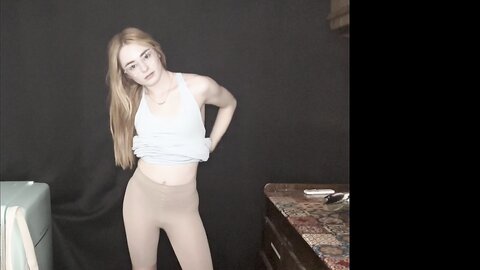 Reeseinpieces 31 03 2023 2777889885 Modeling Pantyhose