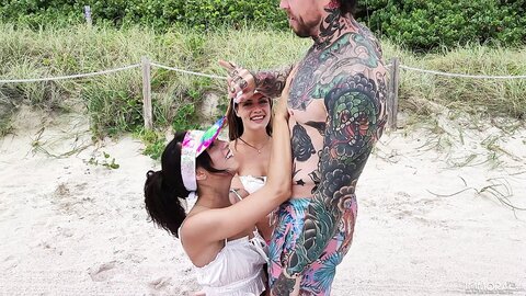 Sofie Reyez Jc Wilds Beach Football Playing College Sorority Girls Creampie Threesome