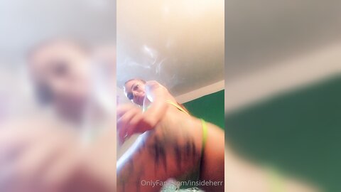 Sisipesosxxx 02 12 2020 1371959654 Twerk Queen П÷▓∙П÷╔╟