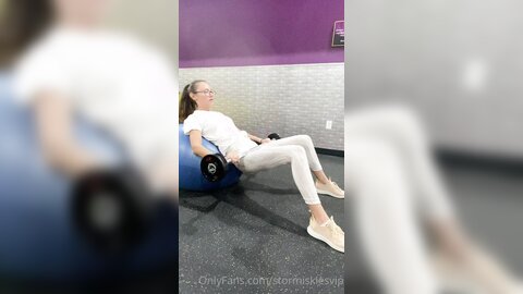 Stormiskiesvip 09 02 2022 2357925303 Do You Guys Like The Workout Videos Too