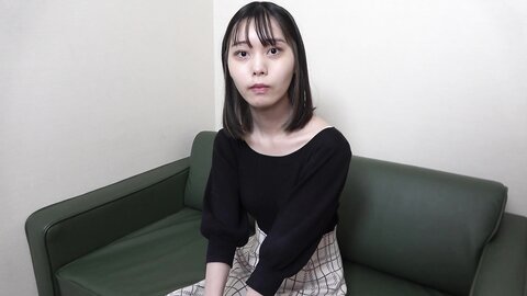 3053205-1 110 minutes of raging action An underground idol`s white slender body that has applied for work without her knowledge is being fucked by a stranger