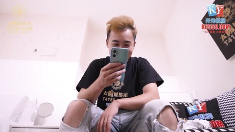 MCY-0046陌陌约炮约到大奶同事-白沛瑶