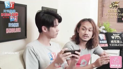 PMC204淫乱亲兄弟3P乱伦-孟若羽