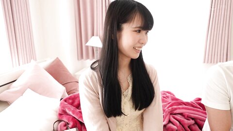 SKMJ-308 Convex at the girls house with him -- Would you like to experience a virgin who suffers from his...