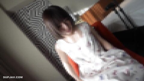 3056893 Exclusive Complete first time filming 20-year-old in love with her boyfriend decides to get it on `private`