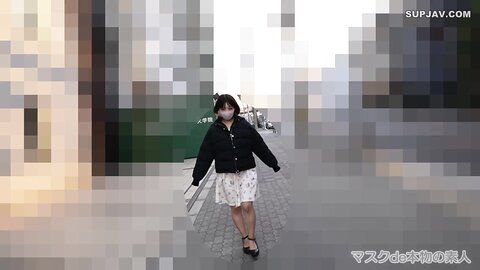 3056893 Exclusive Complete first time filming 20-year-old in love with her boyfriend decides to get it on `private`