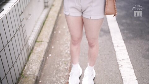 MIDV-157 Newcomer exclusive 19 -year -old AVDEBUT!I want to know myself who did not know Ichinomiya Nozomi.