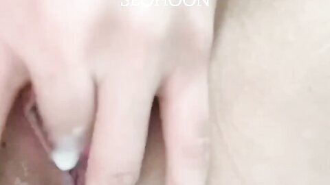 꼴린다고 알바중에 애액 질질 흘리면서 자위해버리곤 인증하는 애액 자위 섹트 오프 일탈 살색계 멜돔 팸섭 서울오프 부커 애액 애무 수치플 능욕플 섹스 조