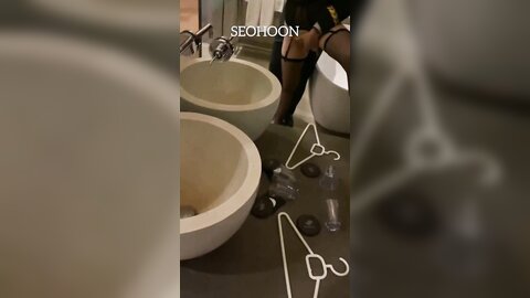 거울 앞에서 클리 자극해주기 거울플 섹트 오프 일탈 살색계 멜돔 펨섭 디그레이더 서울오프 부커 애액 애무 수치플 능욕플 건오 섹스 관전  조련 조교