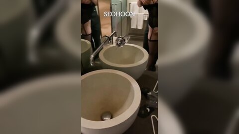 거울 앞에서 클리 자극해주기 거울플 섹트 오프 일탈 살색계 멜돔 펨섭 디그레이더 서울오프 부커 애액 애무 수치플 능욕플 건오 섹스 관전  조련 조교