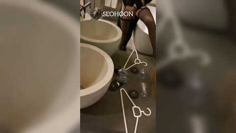 거울 앞에서 클리 자극해주기 거울플 섹트 오프 일탈 살색계 멜돔 펨섭 디그레이더 서울오프 부커 애액 애무 수치플 능욕플 건오 섹스 관전  조련 조교