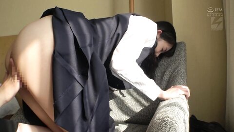 NNPJ-522 For two hours of free time, I met the small breast J ●, which had been on a school trip to Tokyo...