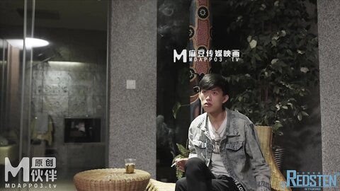 RS-002淫白大胜利下集做爱到一半被夜间突袭