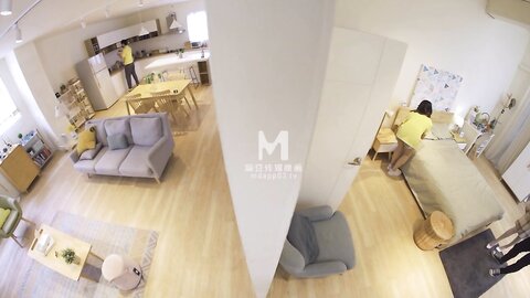 MDWP-0027裸拍情侣激情野战-赖畇希