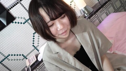 3072576-2 One week only 3980 → 2980 Total 4 films 180 minutes of rage Petite and slender