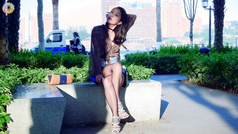 Fullfive 江边的河堤公园 02 04 2020 29076976 Squirtingwith Dildo In The Park